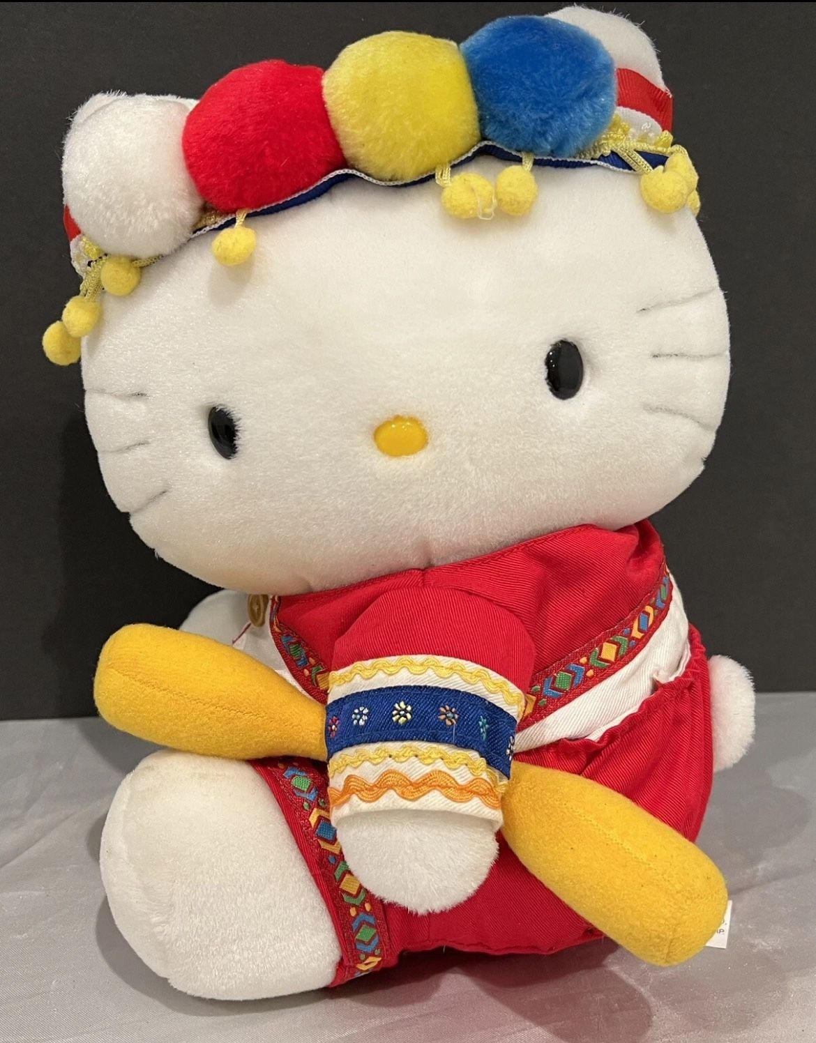 Vintage Hello Kitty Aboriginal Plush Sanrio 2000