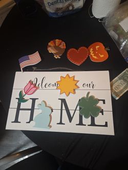 Brand New Interchangeable Wooden Welcome Sign