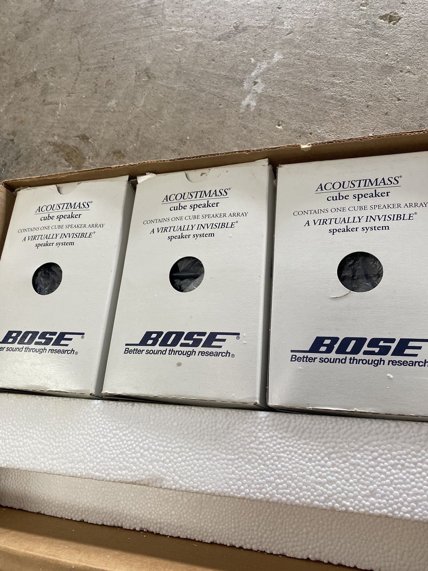 3 BOSE Cube Speaker