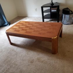 Checked Woodgrain Coffee Table 