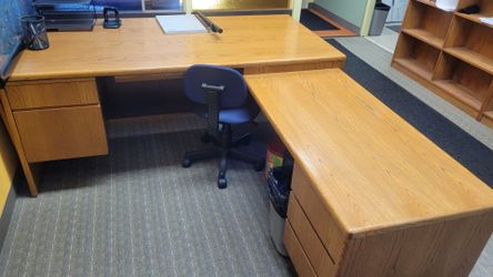 Free Office Desk