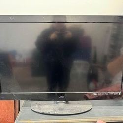 VIZIO 37” LED LCD TV + ROKU