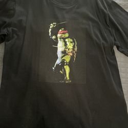 Supreme Tee 