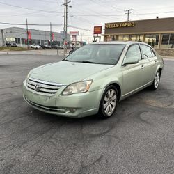 2005 Toyota Avalon
