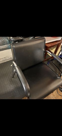 Shampoo Chair