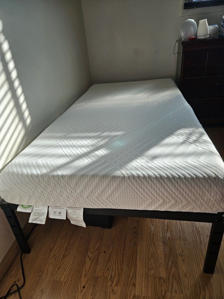 Twin bed 6" mattress and bed frame
