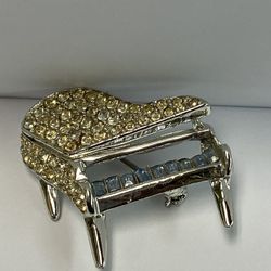  Vintage Rhinestone Piano Brooch 
