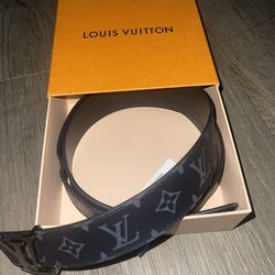 Louis Vuitton Belt for Sale in Orlando, FL - OfferUp