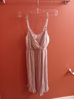 Pregnancy clothes
