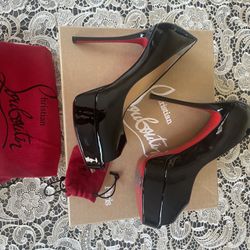 Christian Louboutin Womens Shoes