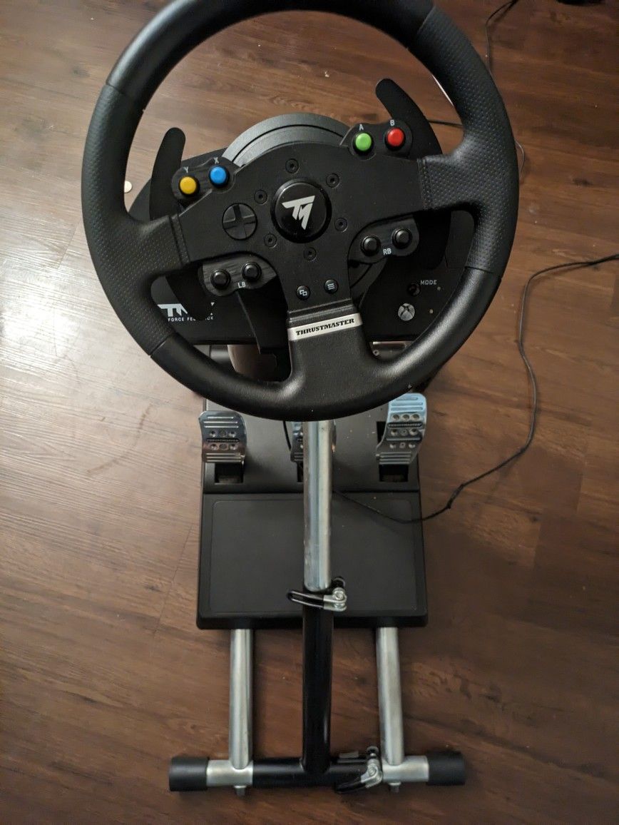 Thrust master TMX Xbox Series / One Racing Wheel W Pro Predals