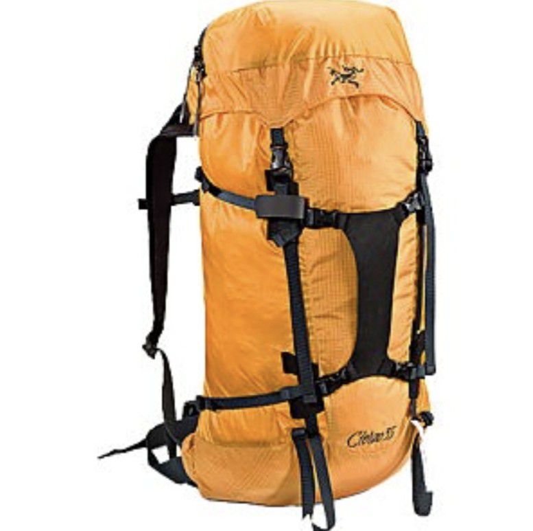 35L Arc'teryx Backpack Hiking Climbing Ultralight Packable Summit Day Bag Folds Flat Rock Climbing Trail REI Gregory Osprey ULA Arcteryx Gossamer Gear