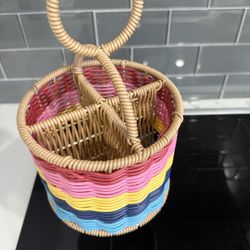Wicker tableware storage basket
