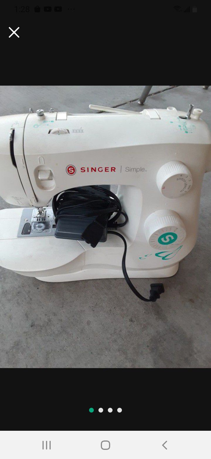 Singer Sewing Machine Brand New