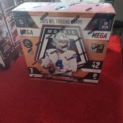 Megabox A Football Cards