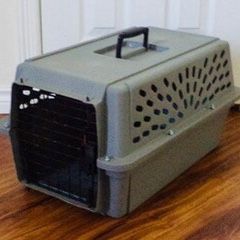 Dog Cat Pet Crate Carrier Kennel - Small 