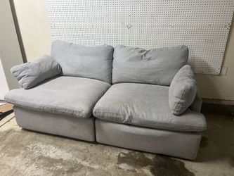 Free Living Spaces Couch