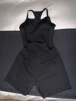 Amazon XL black shorts & racerback top gym set