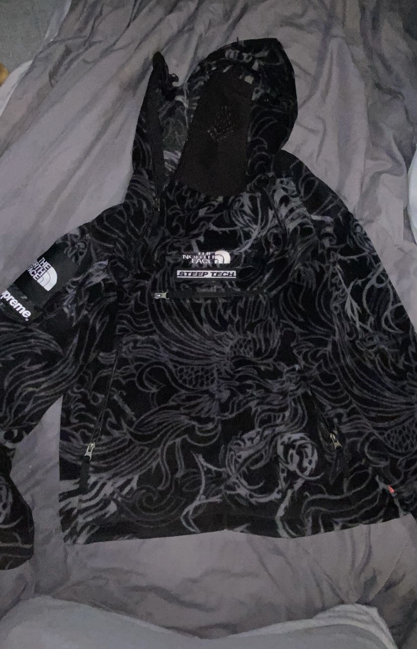 Supreme x North Face Hoodie