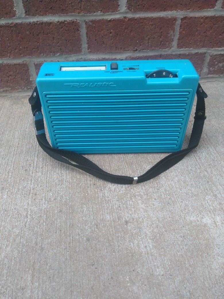 Blue Radio Shack Realistic CTP-6 Portable Radio Cassette Player