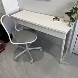Modern desk  With Chair And Night Stand
