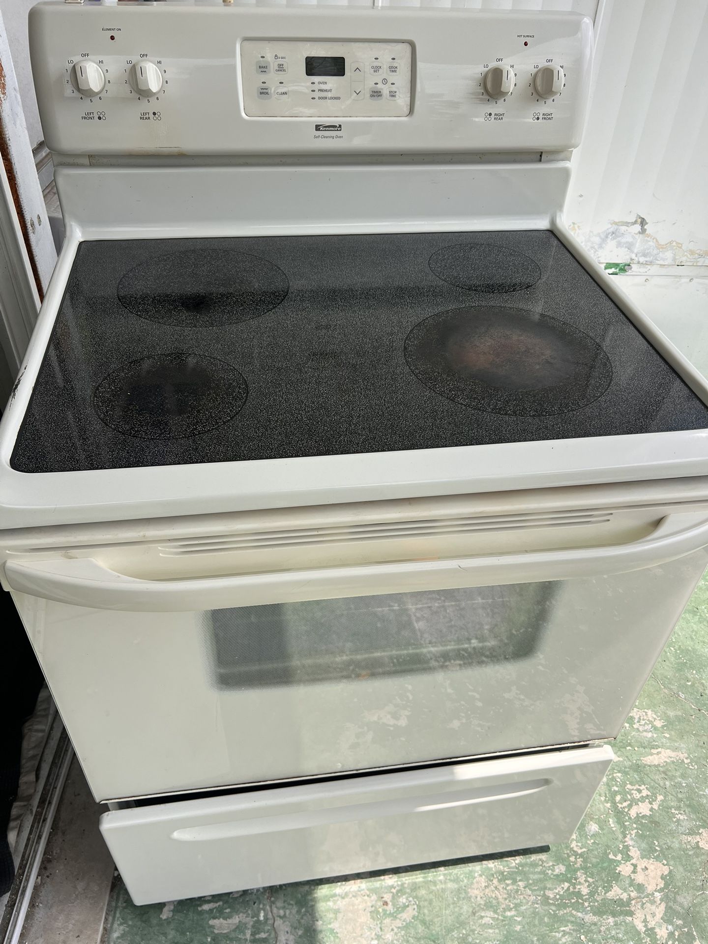 Kenmore Range /oven