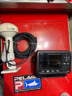 Icom MA510TR Class B AIS Transponder with 4.3" Color TFT Display