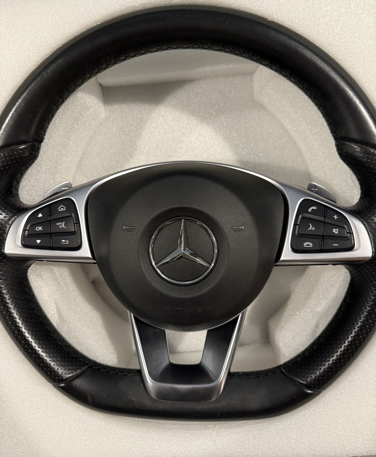 W205 Mercedes Steering wheel