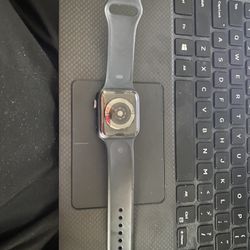 Apple Watch Series 5 44mm !! Great Shape