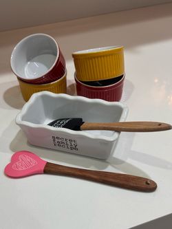 Ceramic Ramekins, Baking Dish, and  2 Spatula Set