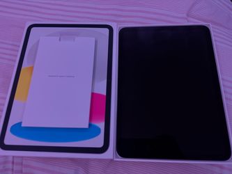Apple iPad 10th Generation Silver