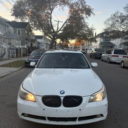 2005 BMW 525