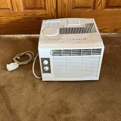 GE Room Air Conditioner 