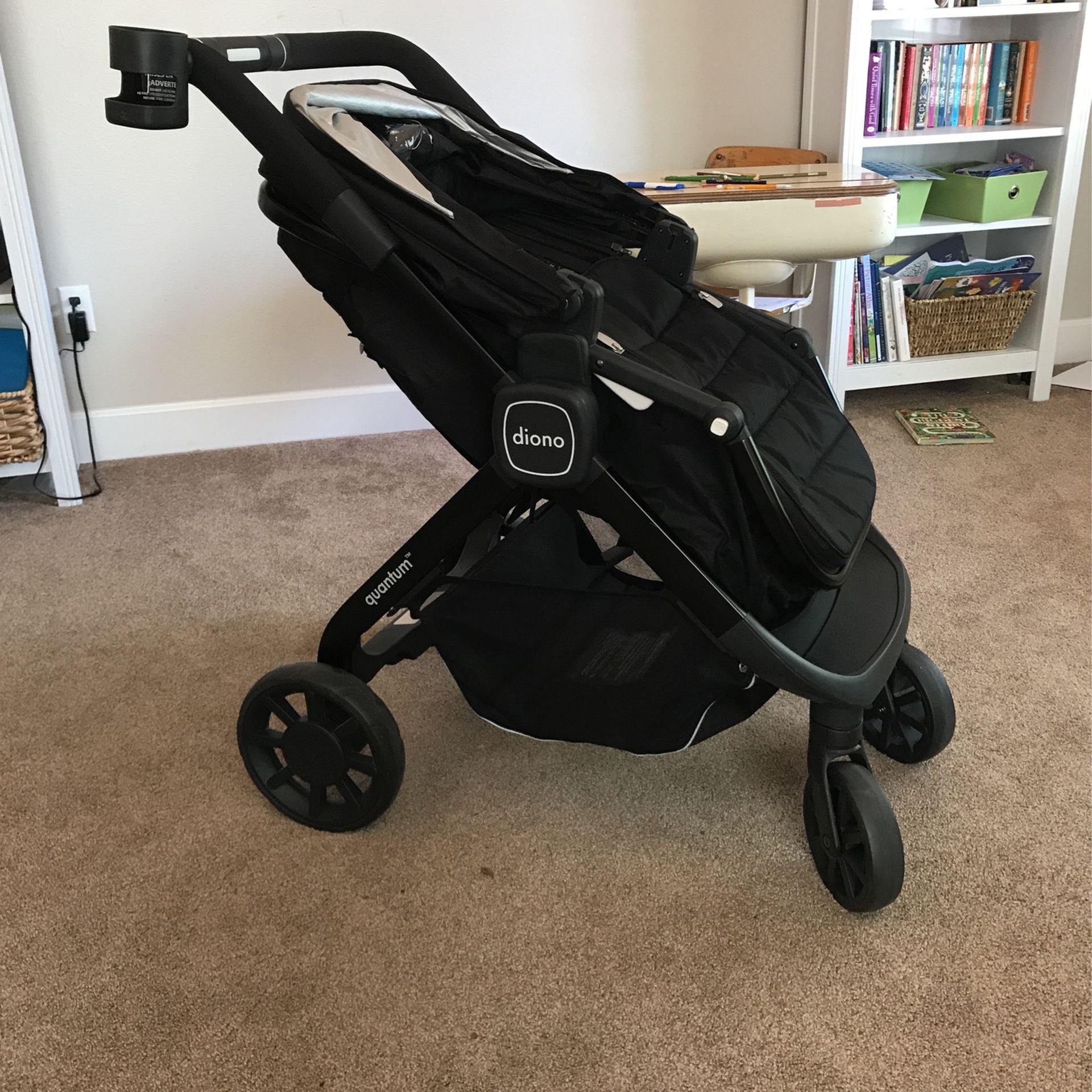 Diono quantum Convertible Stroller