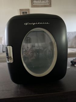 Frigidaire Mini Fridge