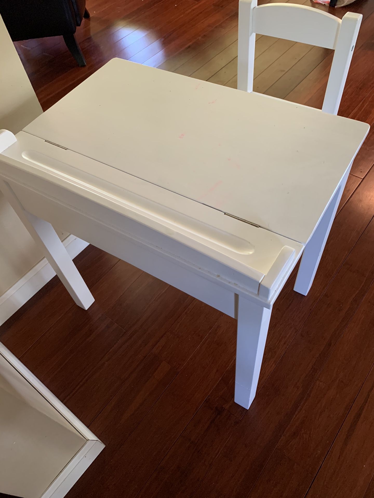 Kids Desk & Chair