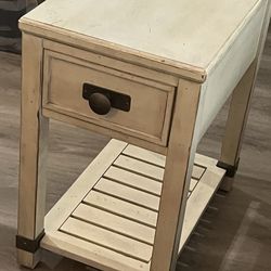 End table, night stand