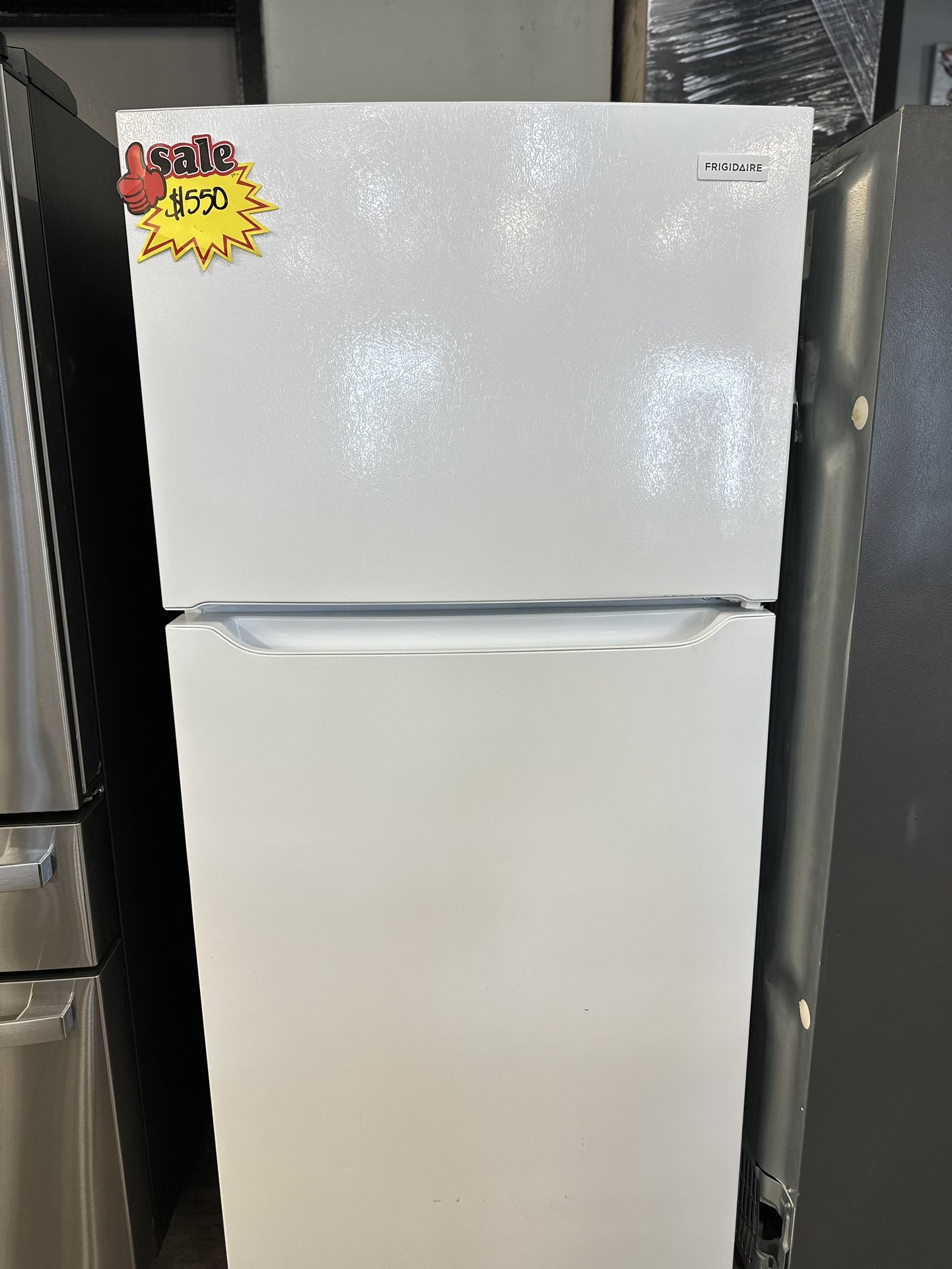 Frigidaire Top Freezer ( Take It Home In Payments/ Llevalo A Casa En Pagos)