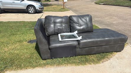 Sofa free