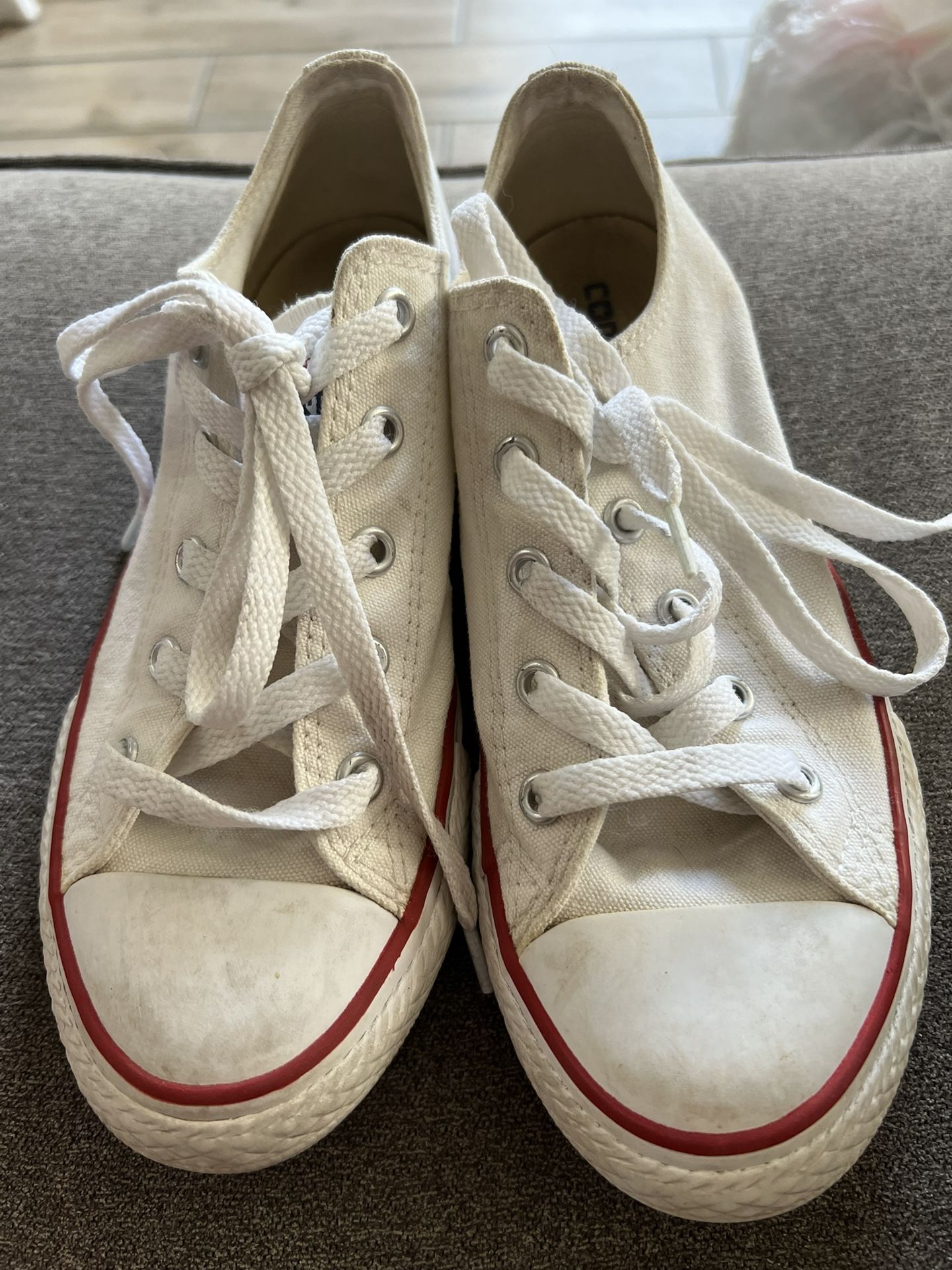 Converse Chuck Taylor All Star Classic Low Top Sneakers Unisex Kids Size 2