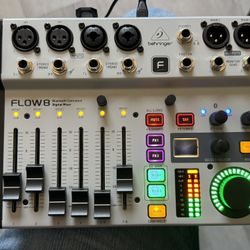 Behringer flow 8 Digital Mixer Interface 