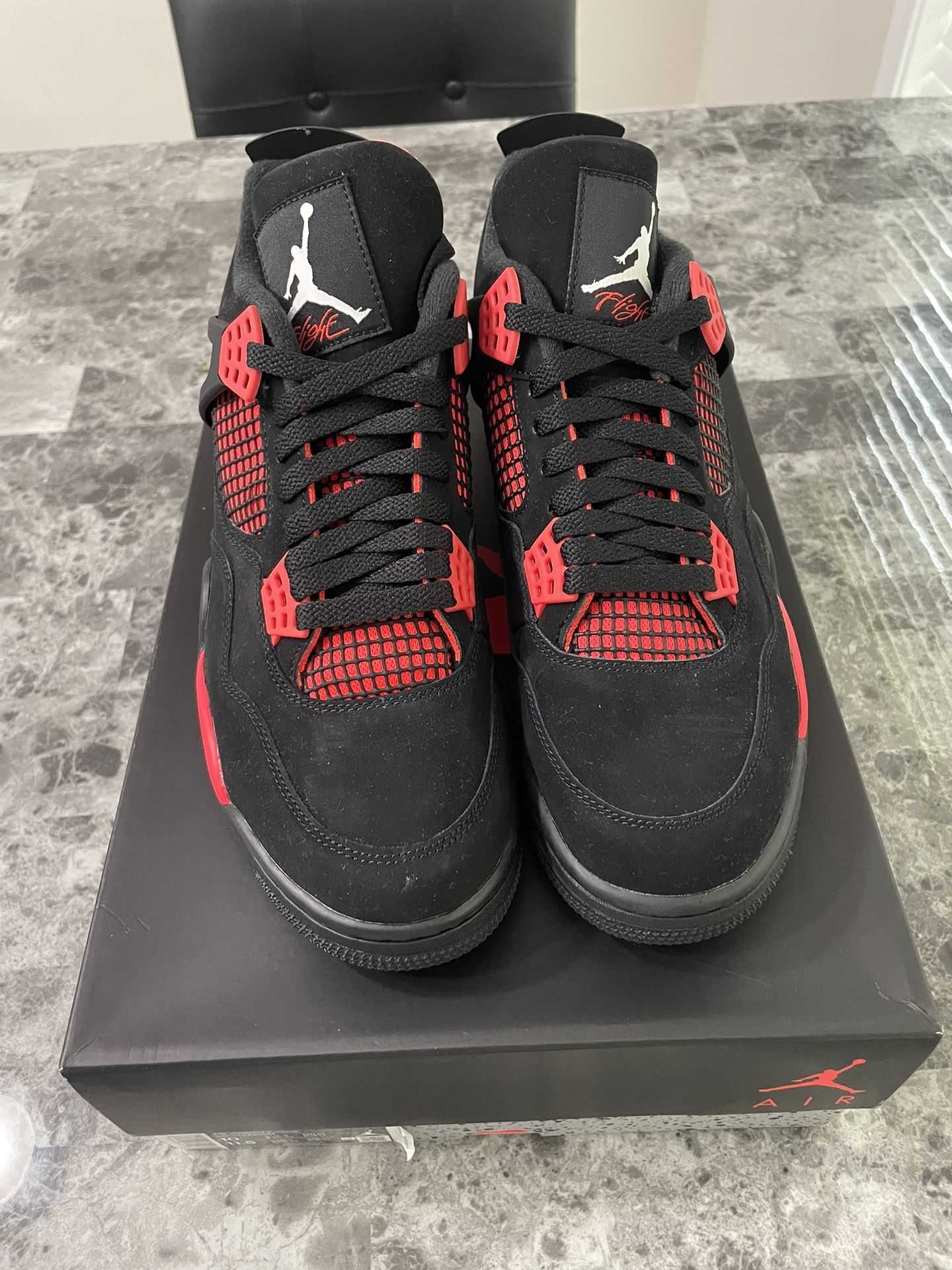 Thunder Red Jordan 4