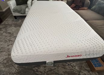 Twin  mattress