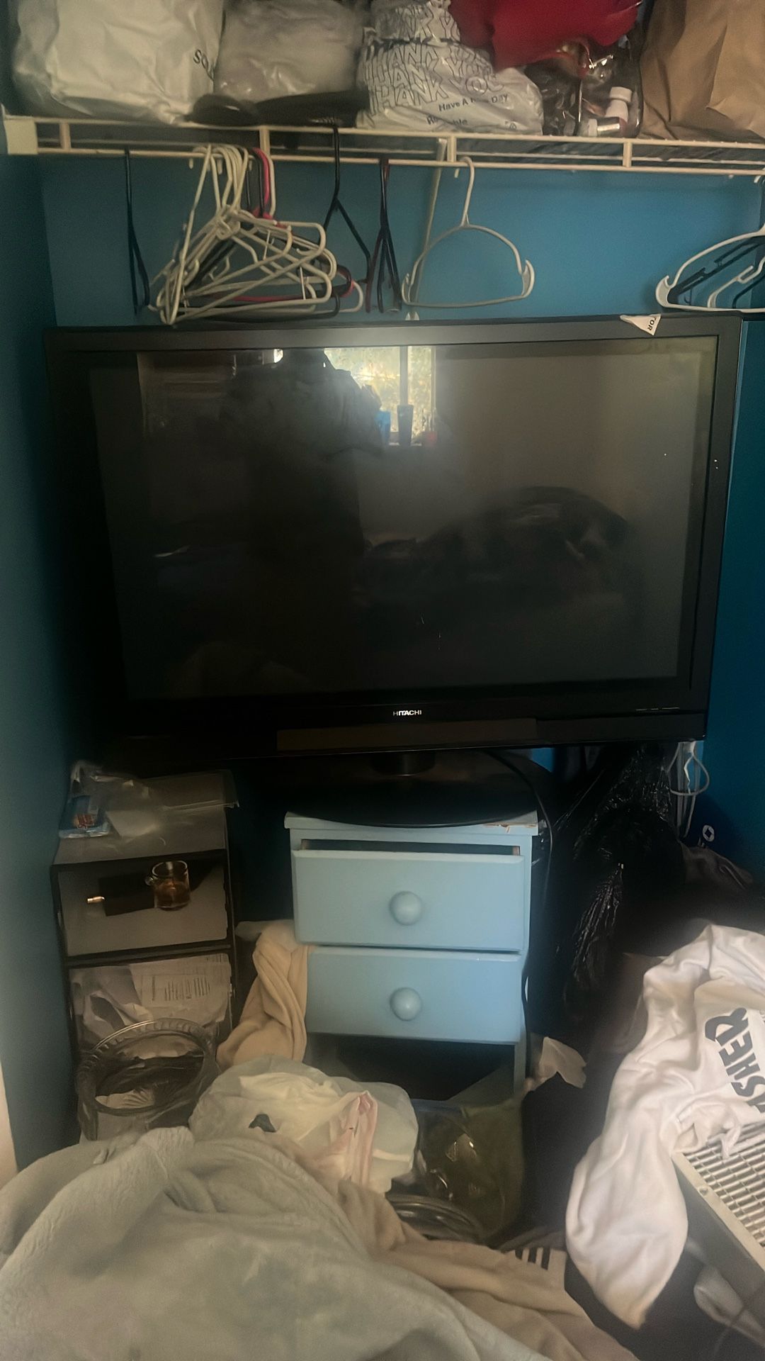 Hitachi TV