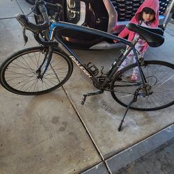 Raleigh Revenio 1.0 Complete Light Weight Speed Bike 