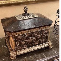 HEAVY Vintage Decorative Box with Grapevine Motif & Pineapple Finial