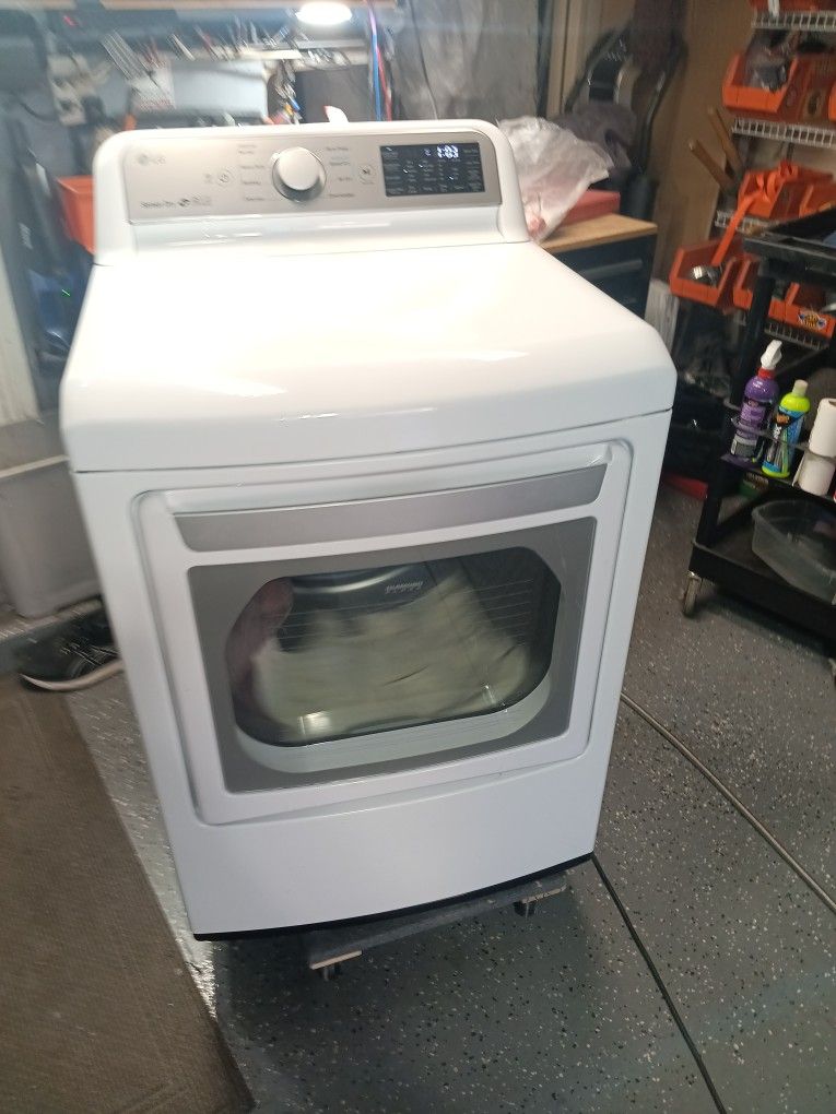 2yrs NEW 1/PRICE FREE DELIVERY GAS DRYER
