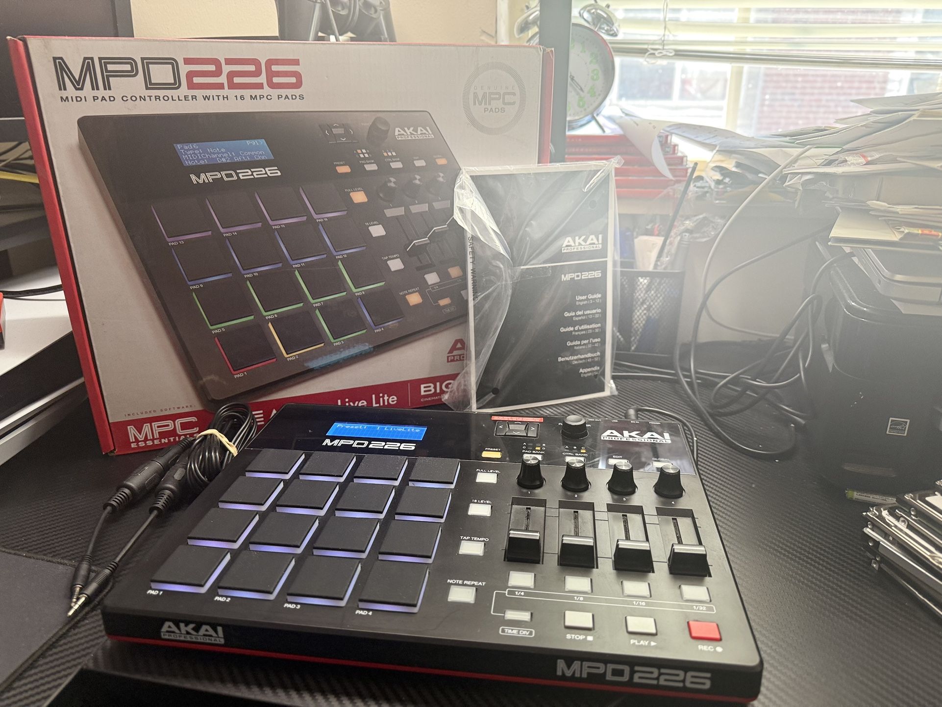 AKAI MPD226 MIDI Pad Controller