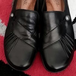 Cobb Hill by New Balancppe Black Leather Slip On Flat Loafers 