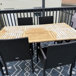 Outdoor Dining Table with chairs
